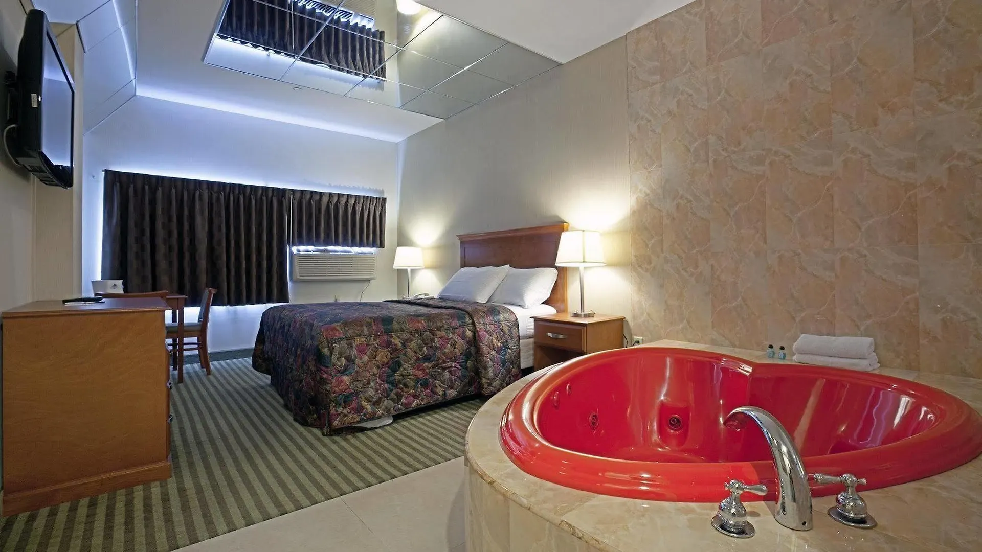 Motel Americas Best Value Inn Brooklyn New York